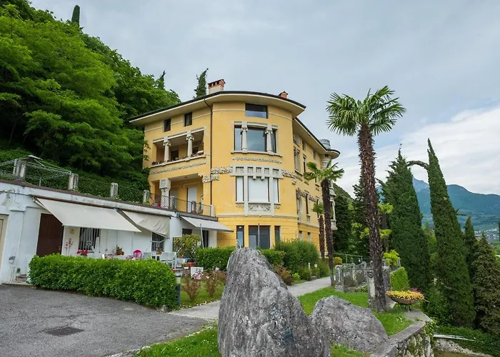 Lake Attic In Villa Lina Riva del Garda
